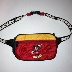 Mickey Mouse Disney Parks Fanny Pack NWOT